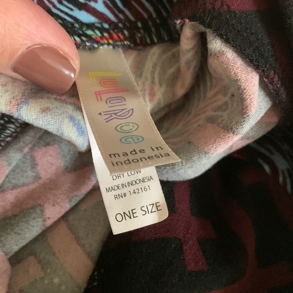 LuLaRoe leggings - Picture 2 of 2